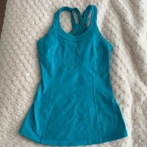 Blue lululemon tank with built in bra